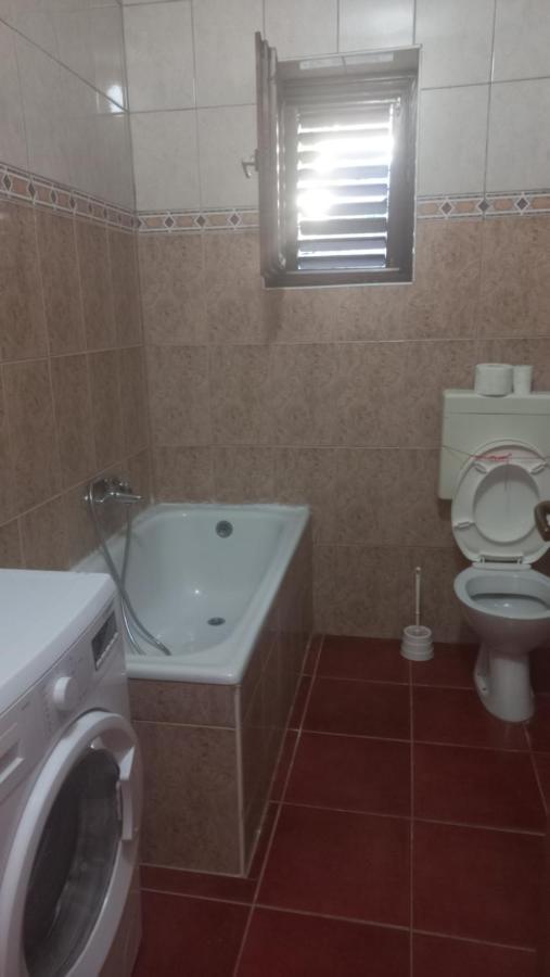 Apartments Vukasovic كوتور المظهر الخارجي الصورة
